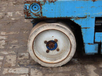 upright-x26-47579854
