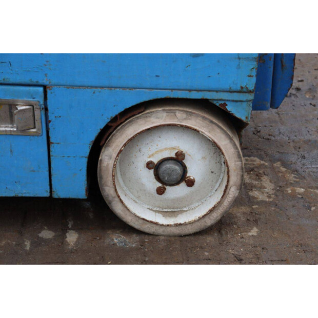 UPRIGHT X26-47579855