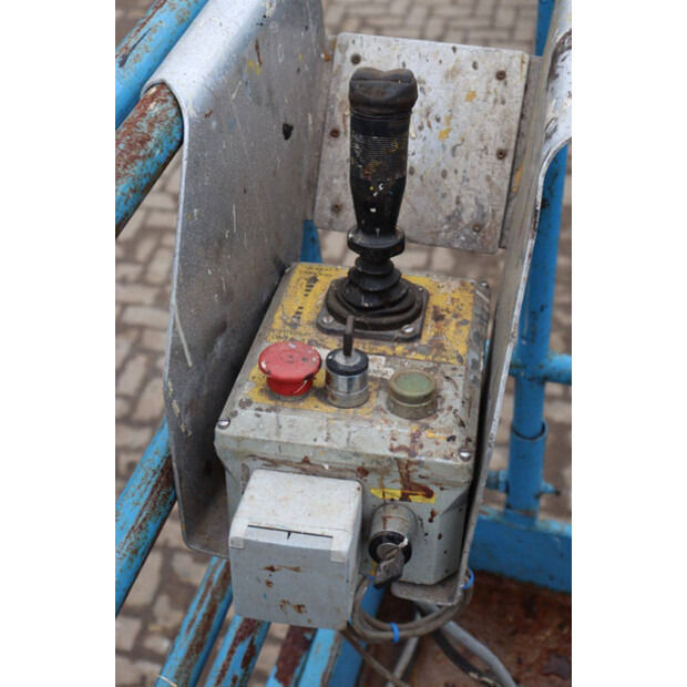 UPRIGHT X26-47579865