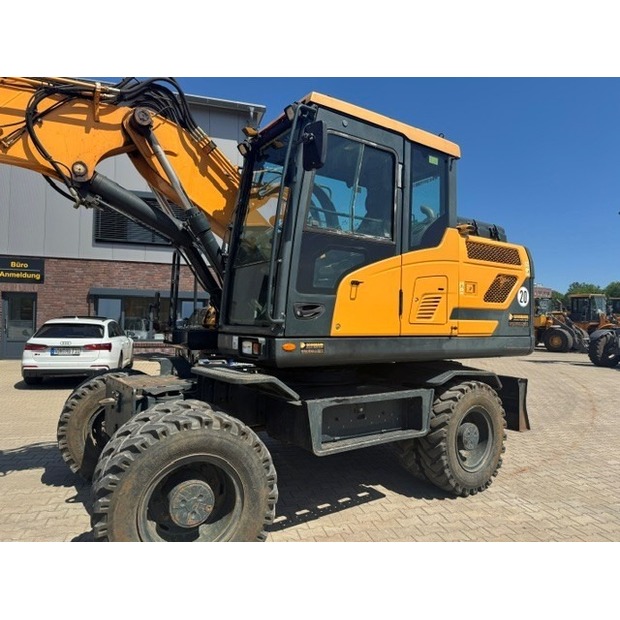 Hyundai HW140-47586808