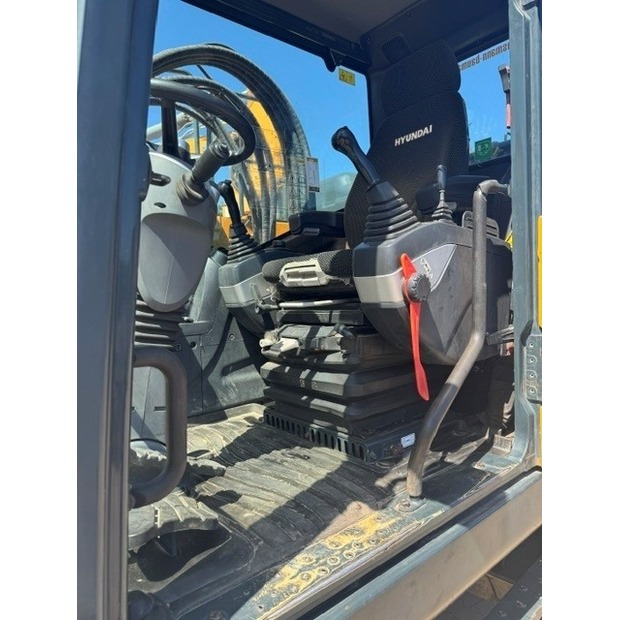 Hyundai HW140-47586816