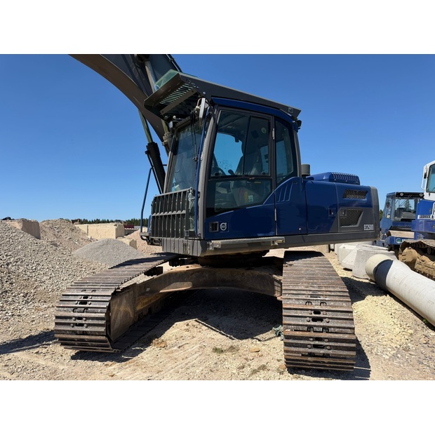 2014 Volvo EC220DL-47588180