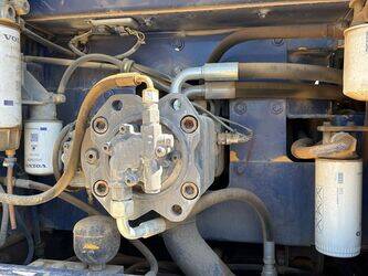2014-volvo-ec220dl-1458979-47588187