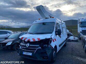 2020-renault-master-1459012-47591813
