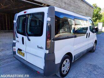 2004-renault-trafic-1459014-47591897