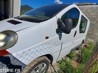 2005-renault-traffic-47591997