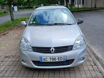 2009-renault-clio-1459018-47592036