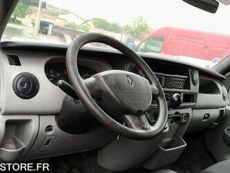 2009-renault-master-1459025-47592288