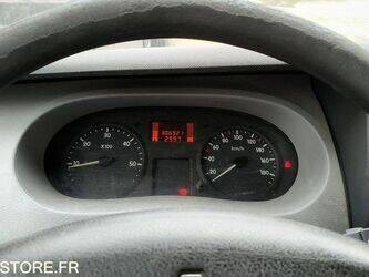 2009-renault-master-1459025-47592290