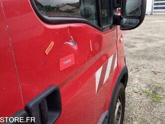 2009-renault-master-1459025-47592298