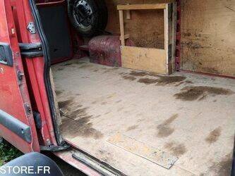 2009-renault-master-1459025-47592301