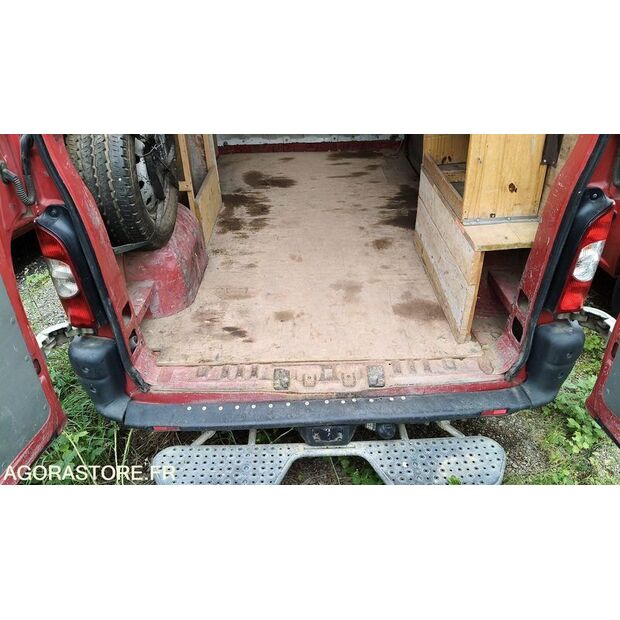 2009 Renault Master-47592315