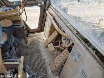 caterpillar-943-1459028-47592383