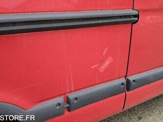 2009-renault-master-1459032-47592519