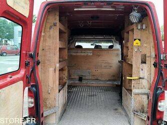 2009-renault-master-1459032-47592538