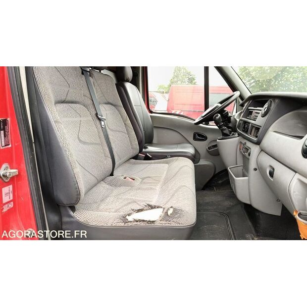 2009 Renault Master-47592543