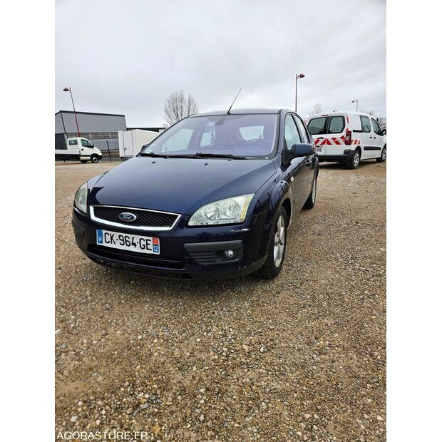 2006 Ford Focus-47592728