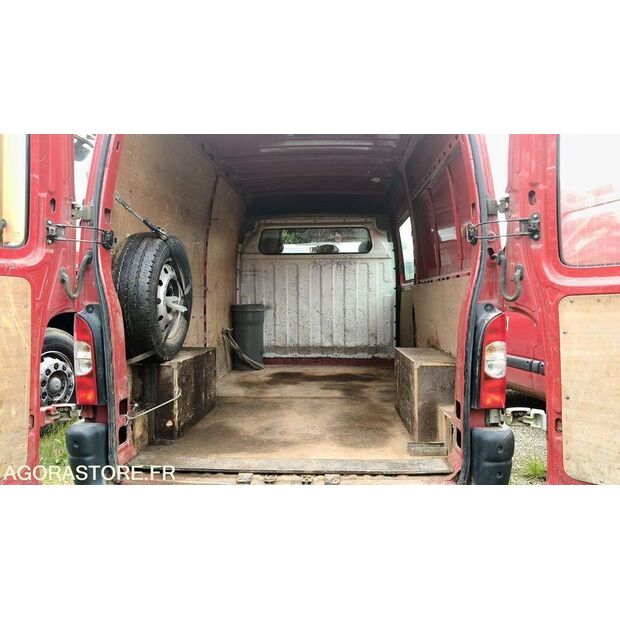2009 Renault Master-47592796