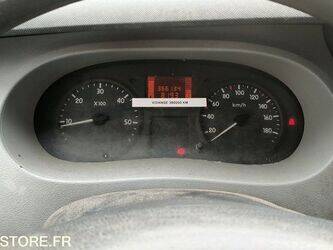 2009-renault-master-1459040-47592799