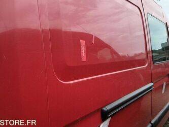 2009-renault-master-1459040-47592802