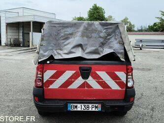 2011-dacia-logan-1459046-47593100