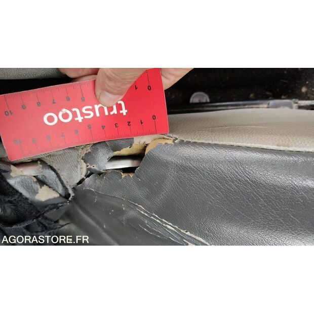 2011 Dacia LOGAN-47593119