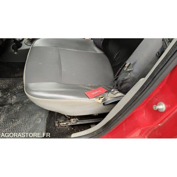 2011 Dacia LOGAN-47593124