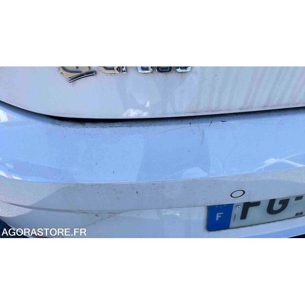 2019 Seat Leon-47593254