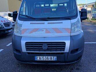 صورة ل شاحنات قلابة 2012 فيات Ducato