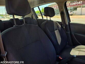 2007-renault-clio-1459064-47593763