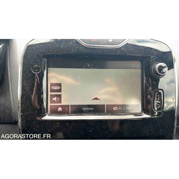 2013 رينو Clio-47593908