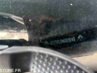 2013-renault-clio-1459068-47593909