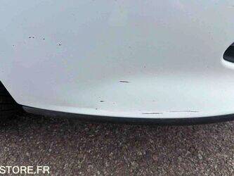 2013-renault-clio-1459068-47593910