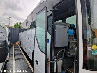 2014-mercedes-benz-tourismo-1459088-47594582