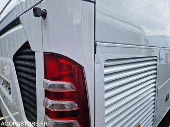 2014-mercedes-benz-tourismo-1459088-47594592
