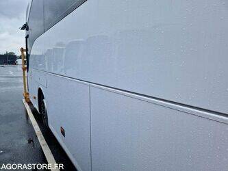 2014-mercedes-benz-tourismo-1459088-47594601