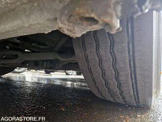 2014-mercedes-benz-tourismo-1459088-47594604