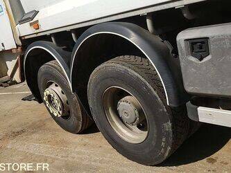 2009-mercedes-benz-2532-1459092-47594757