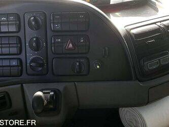 2009-mercedes-benz-2532-1459092-47594778