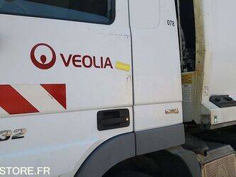 2009-mercedes-benz-2532-1459092-47594782