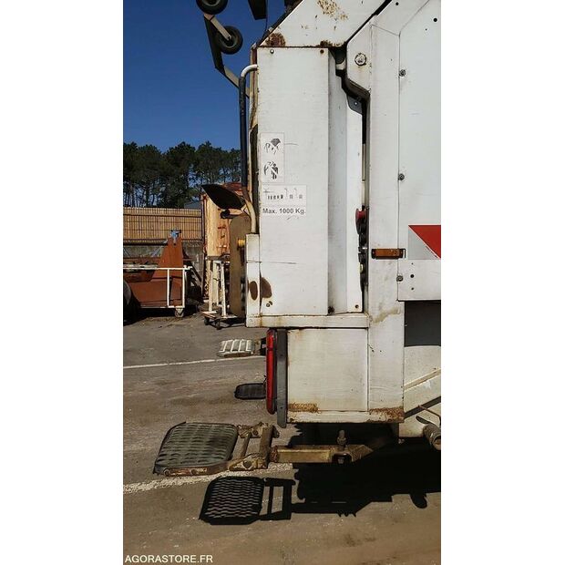 2009 Mercedes-Benz 2532-47594786