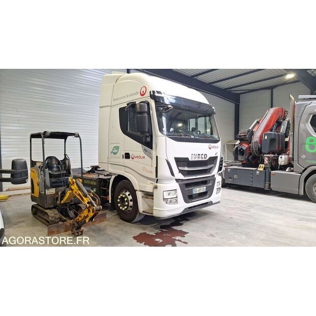 2017 Iveco 440S42-47595148