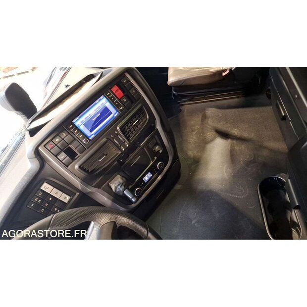2017 Iveco 440S42-47595159