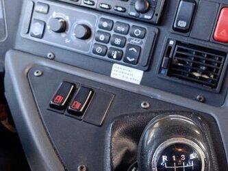 2010-mercedes-benz-tourismo-1459113-47595461