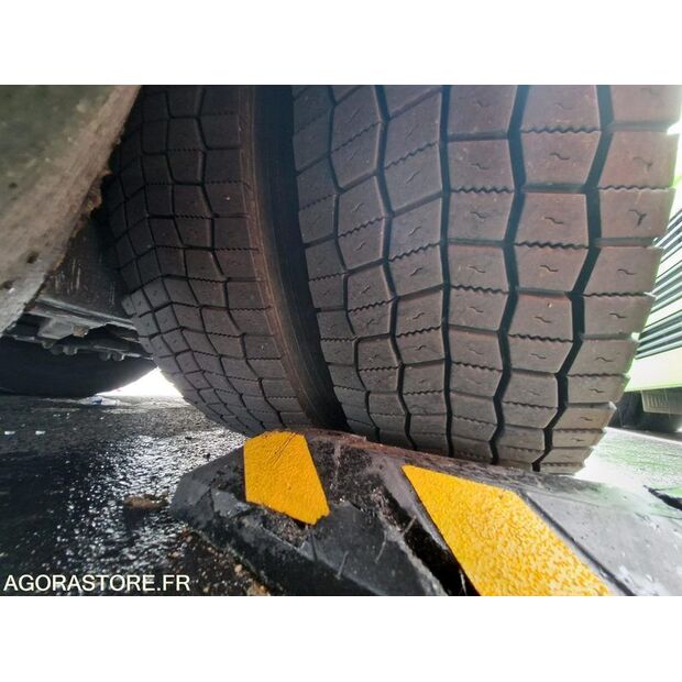 2015 Mercedes-Benz Tourismo-47595814