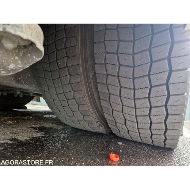 2015 Mercedes-Benz Tourismo-47595832