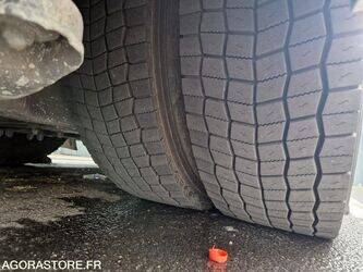 2015-mercedes-benz-tourismo-1459119-47595832