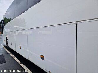 2015-mercedes-benz-tourismo-1459119-47595835