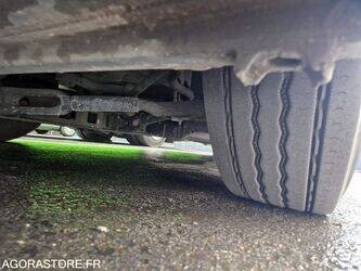 2015-mercedes-benz-tourismo-1459119-47595843