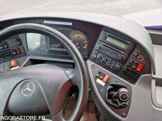 2015-mercedes-benz-tourismo-1459119-47595850